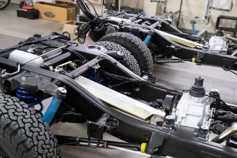 3-027-Custom-Mercedes-GWagon-ObsidianBlack-068611