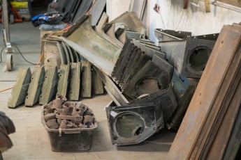 3-057-Custom-Mercedes-GWagon-ObsidianBlack-068611