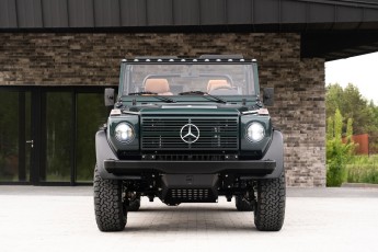 2B-006-Convertible-Mercedes-250GD-RacingGreen-066918