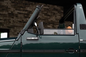 2B-020-Convertible-Mercedes-250GD-RacingGreen-066918