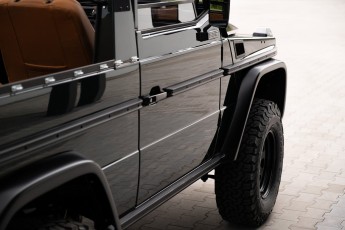 2B-028-Convertible-Mercedes-250GD-RacingGreen-066918