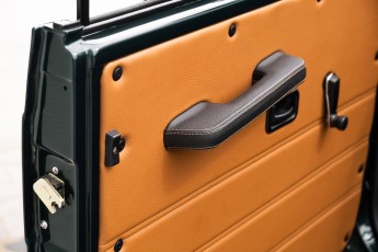 2B-058-Convertible-Mercedes-250GD-RacingGreen-066918