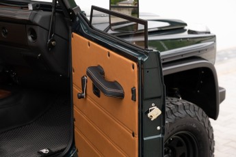 2B-061-Convertible-Mercedes-250GD-RacingGreen-066918