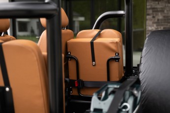 2B-070-Convertible-Mercedes-250GD-RacingGreen-066918