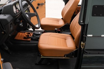 2B-073-Convertible-Mercedes-250GD-RacingGreen-066918