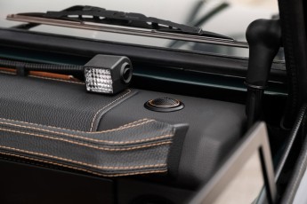 2B-074-Convertible-Mercedes-250GD-RacingGreen-066918