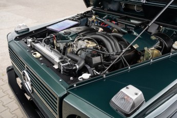 2B-110-Convertible-Mercedes-250GD-RacingGreen-066918a