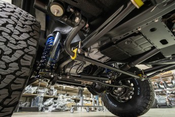 3-002-Convertible-Mercedes-250GD-RacingGreen-066918