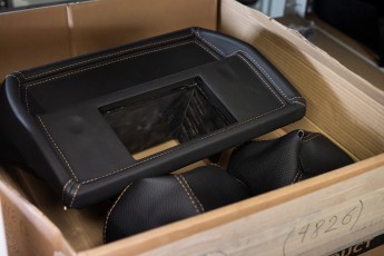 3-014-Convertible-Mercedes-250GD-RacingGreen-066918