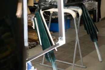 3-018-Convertible-Mercedes-250GD-RacingGreen-066918