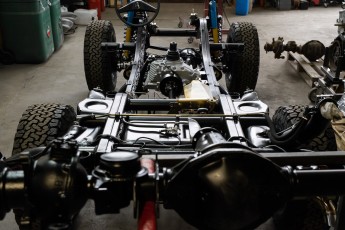 3-043-Convertible-Mercedes-250GD-RacingGreen-066918