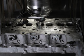 3-046-Convertible-Mercedes-250GD-RacingGreen-066918