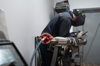 3-050-Convertible-Mercedes-250GD-RacingGreen-066918