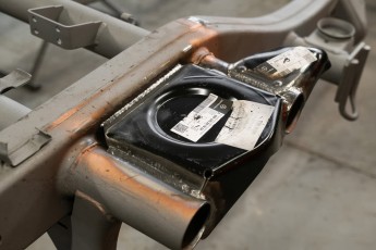 3-057-Convertible-Mercedes-250GD-RacingGreen-066918