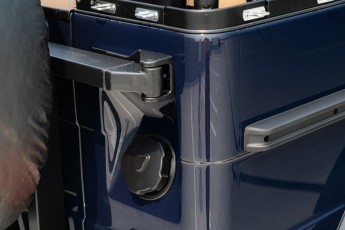 2B-027-Convertible-Mercedes-GWagen-MidnightBlue-090318