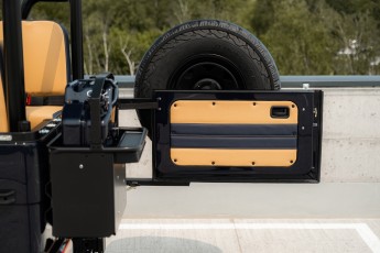 2B-055-Convertible-Mercedes-GWagen-MidnightBlue-090318