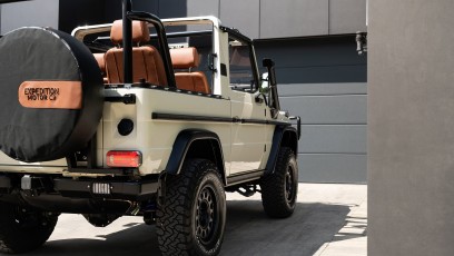 1-004-Custom-Mercedes-GWagon-White-068140