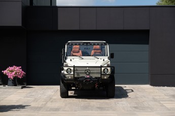 2B-002-Custom-Mercedes-GWagon-White-068140