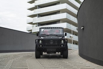 2B-005-Convertible-Mercedes-250GD-ObsidianBlack-070785