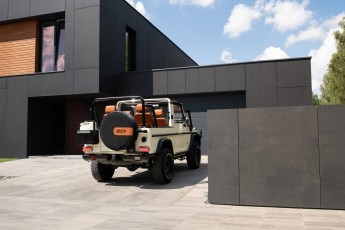 2B-010-Custom-Mercedes-GWagon-White-068140