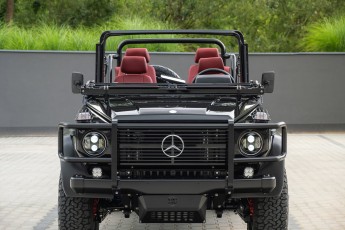 2B-027-Convertible-Mercedes-250GD-ObsidianBlack-070785