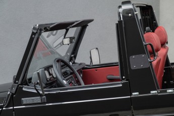 2B-033-Convertible-Mercedes-250GD-ObsidianBlack-070785