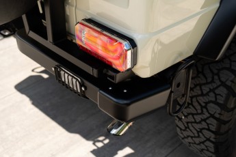 2B-034-Custom-Mercedes-GWagon-White-068140