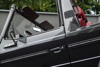 2B-036-Convertible-Mercedes-250GD-ObsidianBlack-070785