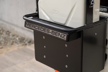 2B-060-Custom-Mercedes-GWagon-White-068140