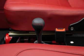 2B-087-Convertible-Mercedes-250GD-ObsidianBlack-070785