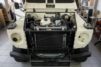 3-009-Custom-Mercedes-GWagon-White-068140