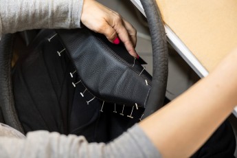 3-015-Convertible-Mercedes-250GD-ObsidianBlack-070785