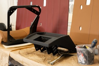 3-017-Convertible-Mercedes-250GD-ObsidianBlack-070785