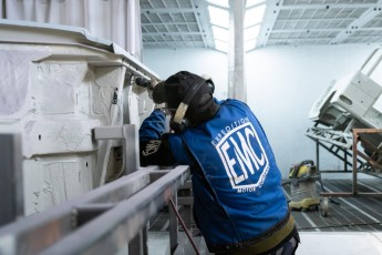 3-043-Custom-Mercedes-GWagon-White-068140