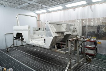 3-045-Custom-Mercedes-GWagon-White-068140