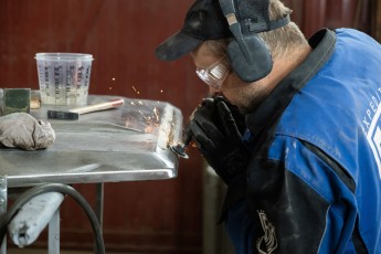 3-051-Convertible-Mercedes-250GD-ObsidianBlack-070785