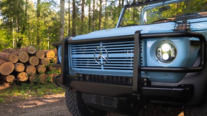 1-004-Convertible-Mercedes-250GD-GulfBlue-083223