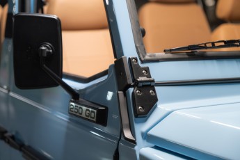 2A-037-Convertible-Mercedes-250GD-GulfBlue-083223