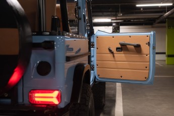 2A-057-Convertible-Mercedes-250GD-GulfBlue-083223