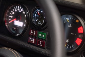 2A-064-Convertible-Mercedes-250GD-GulfBlue-083223