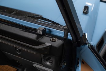 2A-067-Convertible-Mercedes-250GD-GulfBlue-083223