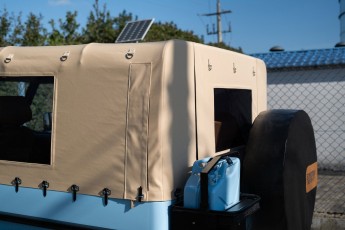 2B-021-Convertible-Mercedes-250GD-GulfBlue-083223