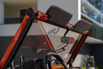 2B-073-Convertible-Mercedes-GWagen-MagmaBeamOrange-083485