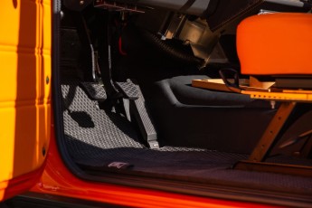 2B-078-Convertible-Mercedes-GWagen-MagmaBeamOrange-083485