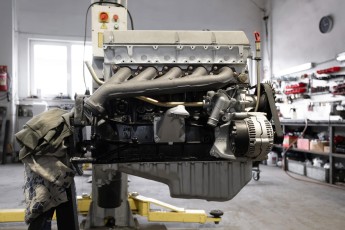 3-042-Convertible-Mercedes-250GD-GulfBlue-083223a