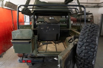 3-069-Convertible-Mercedes-250GD-GulfBlue-083223a