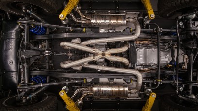 1-006-Convertible-Mercedes-250GD-SeleniteGrey-069248