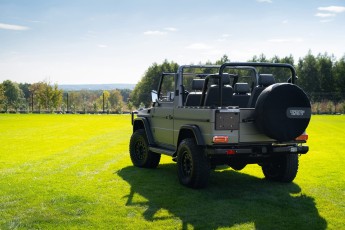 2A-012-Convertible-Mercedes-250GD-SeleniteGrey-069248-1920 EMC watermark 1% HQ-2