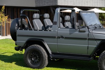 2A-023-Convertible-Mercedes-250GD-SeleniteGrey-069248-1920 EMC watermark 1% HQ-2