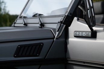 2A-048-Convertible-Mercedes-250GD-SeleniteGrey-069248-1920 EMC watermark 1% HQ-2